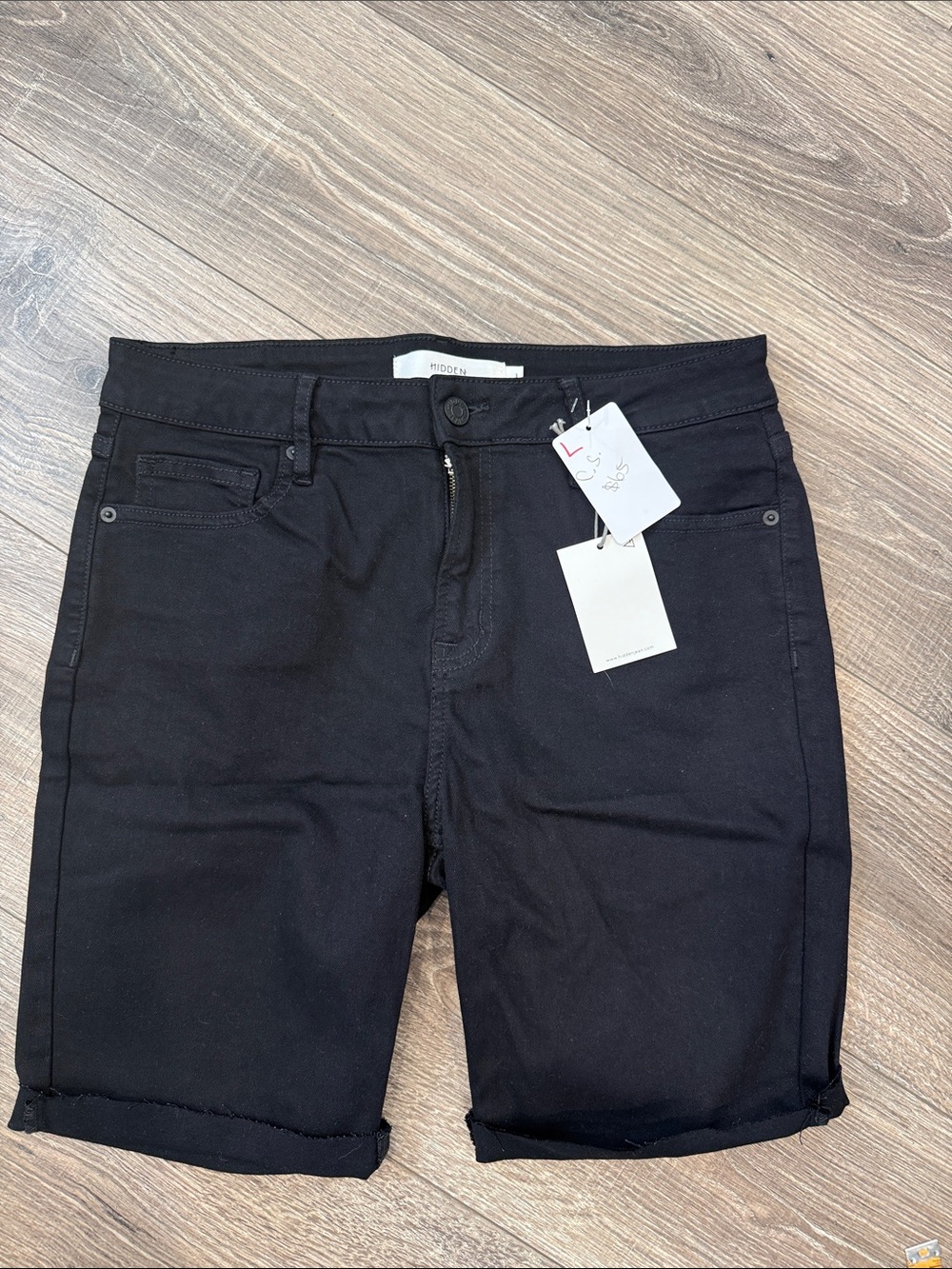 HIDDEN Marlin Black Denim Shorts - Size Large